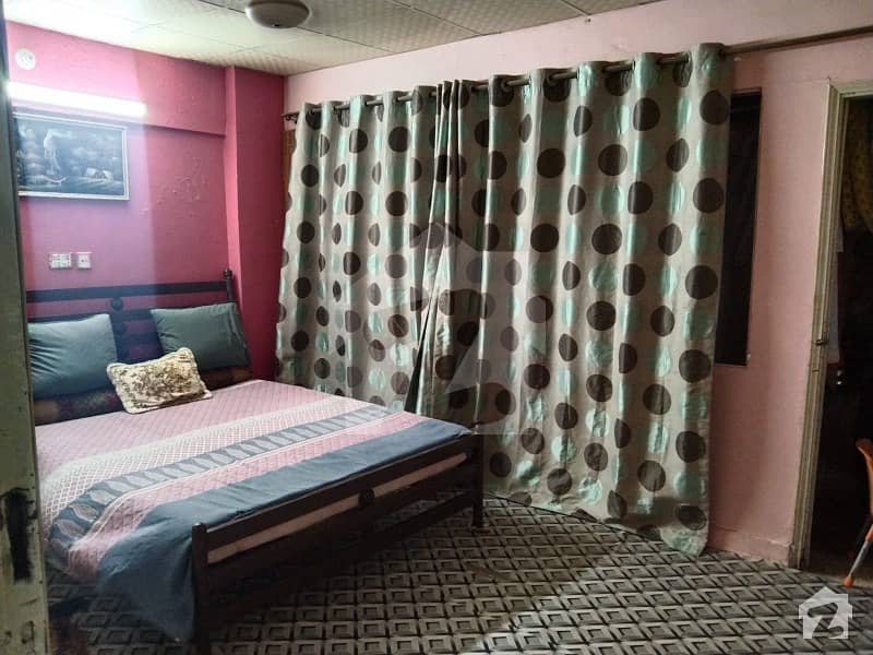 Square Feet Flat For Sale In Beautiful Shadman Town Sector B