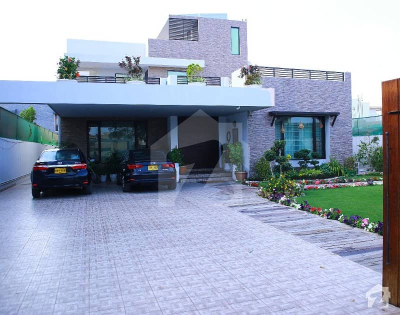 Defence Phase Slightly Used Sq Yards Bungalow For Sale Dha Phase