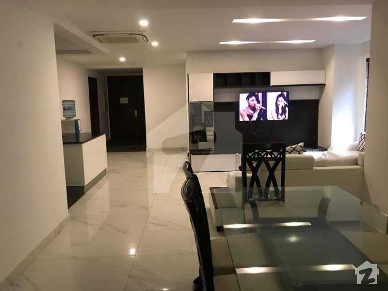 Gulberg Fully Furnish  3 Bed Rooms House For Sale