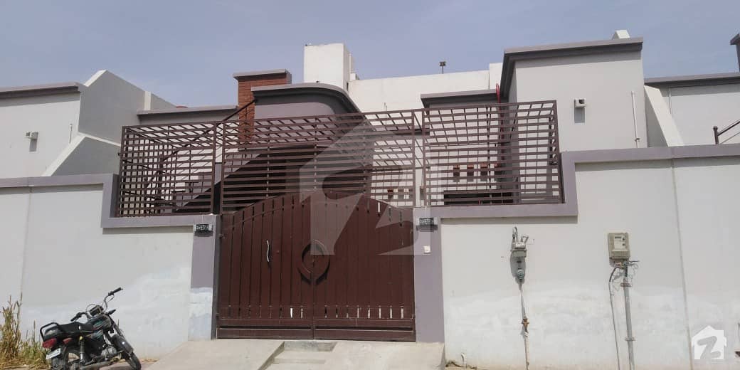 صائمہ عریبین ولاز گداپ ٹاؤن کراچی میں 3 کمروں کا 6 مرلہ مکان 1.25 کروڑ میں برائے فروخت۔