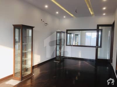 10 Marla Brand New Bungalow On 150ft Road Available For Rent In DHA Phase 7 Y 10 Marla Brand New Bungalow On 150ft Road Available For Rent In DHA Phase 7 Y