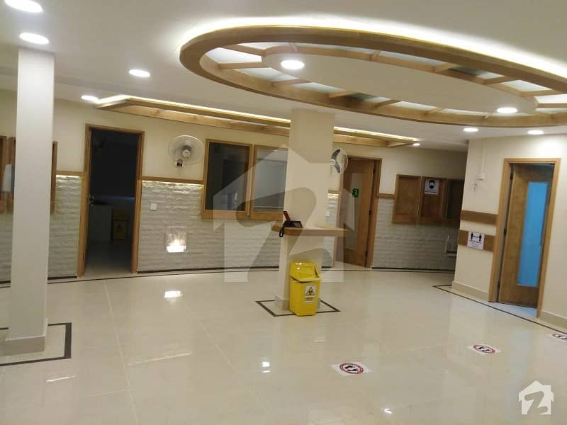 600 Sq Yards furnished Bungalow For Rent