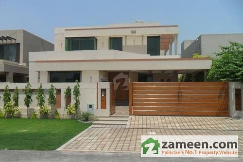 Hot Deal 1 kanal Upper Portion For Rent In DHA Lahore