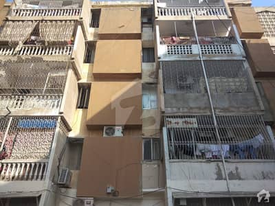 گلشنِ اقبال - بلاک 11 گلشنِ اقبال گلشنِ اقبال ٹاؤن کراچی میں 2 کمروں کا 4 مرلہ فلیٹ 65 لاکھ میں برائے فروخت۔ گلشنِ اقبال - بلاک 11 گلشنِ اقبال گلشنِ اقبال ٹاؤن کراچی میں 2 کمروں کا 4 مرلہ فلیٹ 65 لاکھ میں برائے فروخت۔