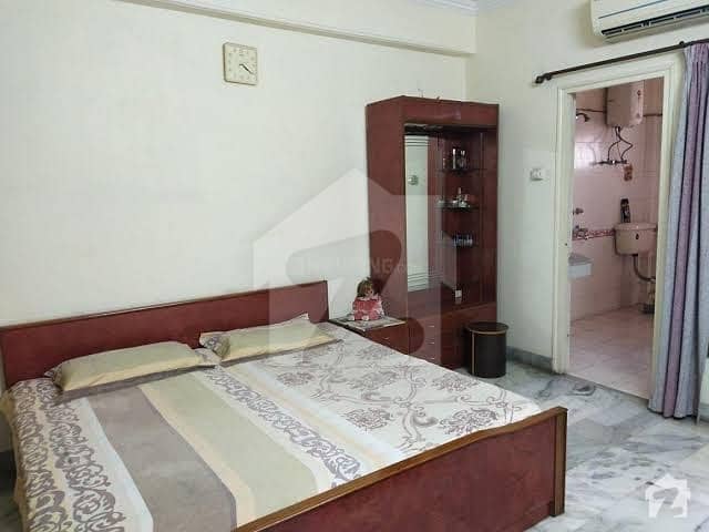 بفر زون - سیکٹر 15-B بفر زون نارتھ کراچی کراچی میں 6 کمروں کا 5 مرلہ مکان 1.4 کروڑ میں برائے فروخت۔