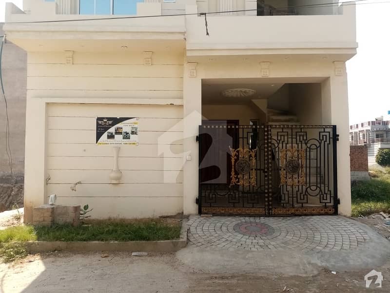 3 Marla House In Satiana Road For Sale At Good Location