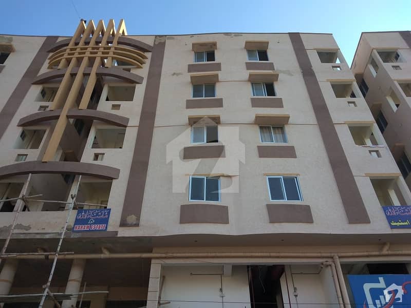 164 Square Feet Shop Available For Sale In Korangi