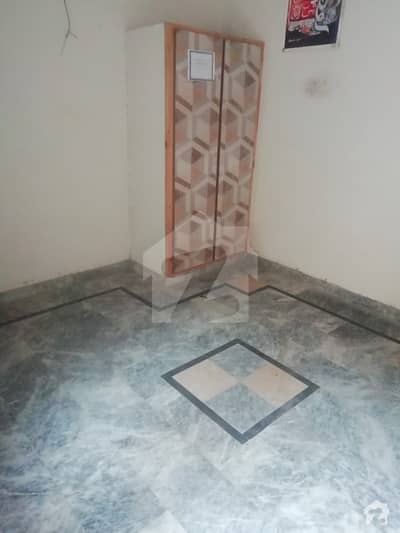 ایم ڈی اے چوک ملتان میں 2 کمروں کا 3 مرلہ مکان 11 ہزار میں کرایہ پر دستیاب ہے۔