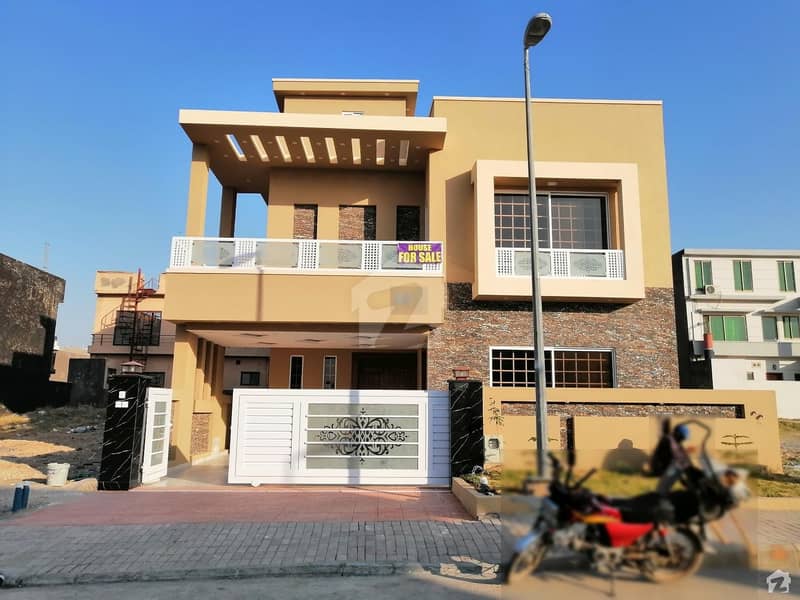 Bahria Town Rawalpindi House Sized 10 Marla Is Available