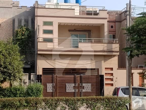 10 Marla House For Sale In Eden Garden On  Canal Road