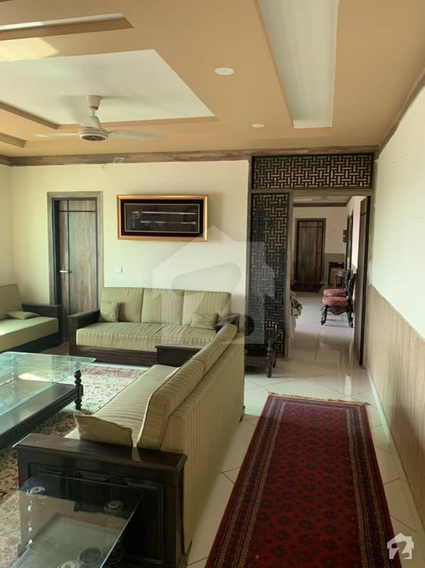حیات آباد فیز 2 حیات آباد پشاور میں 3 کمروں کا 7 مرلہ فلیٹ 2.1 کروڑ میں برائے فروخت۔