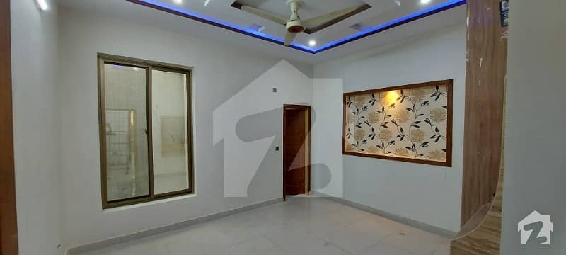 ائیرپورٹ ہاؤسنگ سوسائٹی - سیکٹر 4 ائیرپورٹ ہاؤسنگ سوسائٹی راولپنڈی میں 6 کمروں کا 5 مرلہ مکان 1.35 کروڑ میں برائے فروخت۔
