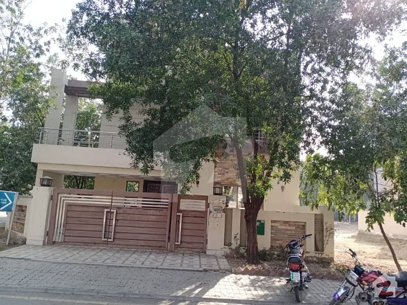 12 Marla Good Condition Corner House Is Available For Rent In Overseas A