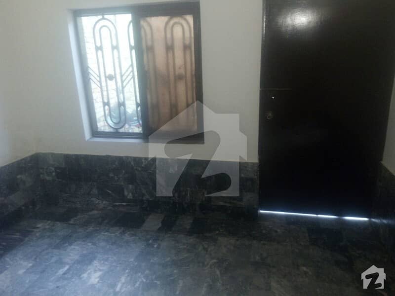 900  Square Feet House Is Available In Shafi Town