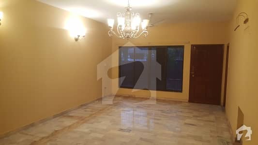 F102 500 Yards Old House 6 Bedrooms Suitable For Two Families Double Gate Solid Built Price 9 Crores F102 500 Yards Old House 6 Bedrooms Suitable For Two Families Double Gate Solid Built Price 9 Crores
