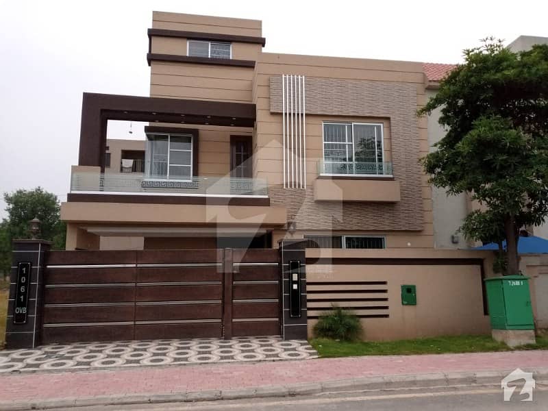 10 Marla House For Rent In Sector C Bahria Town Lahore