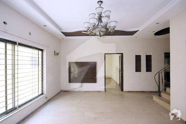 10 Marla House For Rent In Dha Lahore Block F
