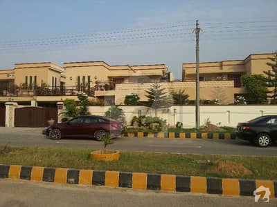 ڈی او ایچ ایس فیز 2 ملیر کنٹونمنٹ کینٹ کراچی میں 4 کمروں کا 12 مرلہ مکان 78 ہزار میں کرایہ پر دستیاب ہے۔