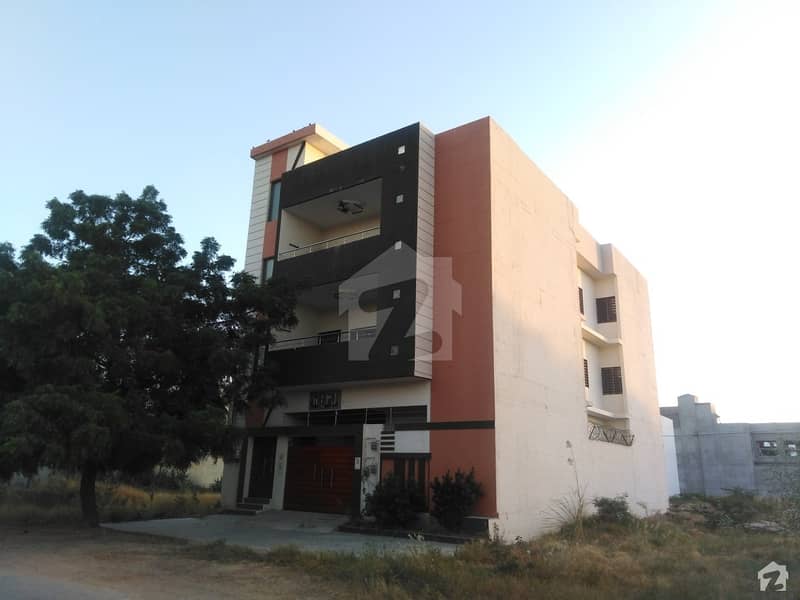 گلشنِ معمار گداپ ٹاؤن کراچی میں 7 کمروں کا 10 مرلہ مکان 2.6 کروڑ میں برائے فروخت۔