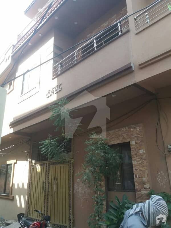 کینال بینک ہاؤسنگ سکیم لاہور میں 3 کمروں کا 2 مرلہ مکان 65 لاکھ میں برائے فروخت۔