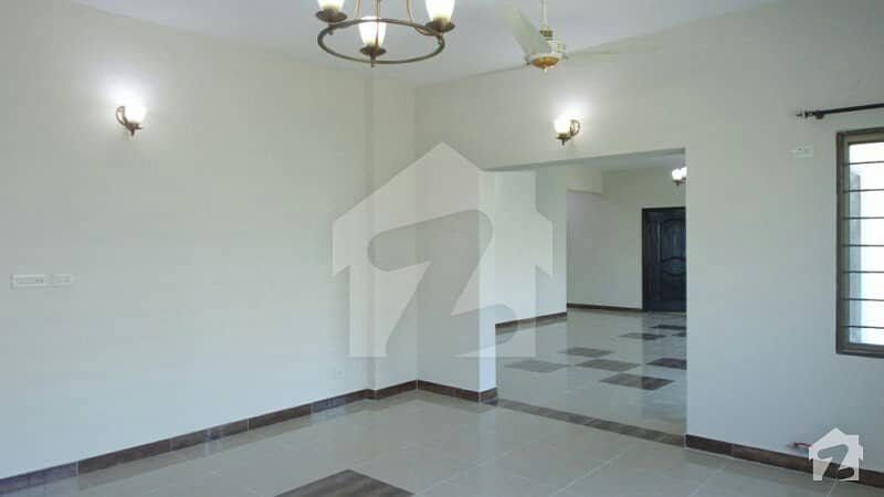 Superb Open View 12 Marla 4 Bed Flat On 4th Floor For Sale In Askari 11 Lahore