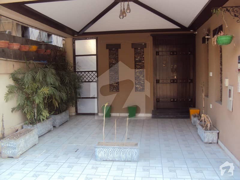 Dha Phase 1 Defence Villas  11 Marla House For Sale