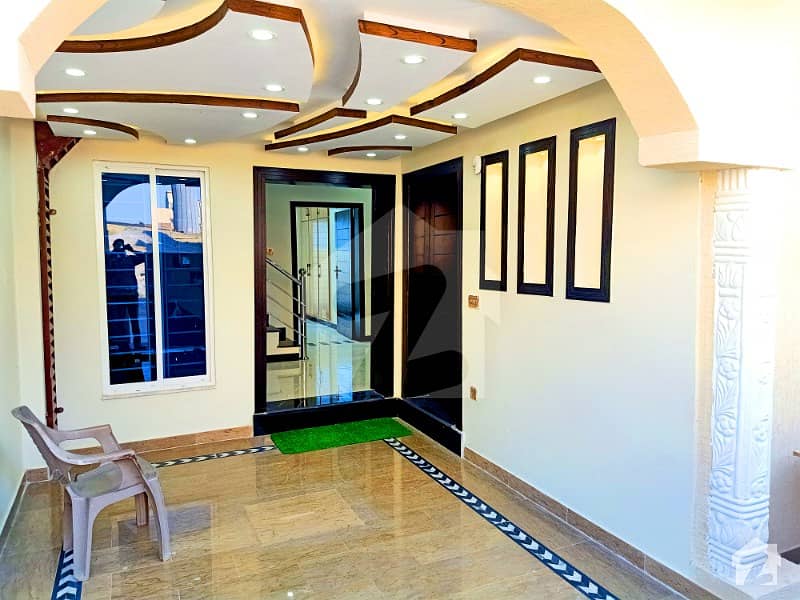 Golden Properties Offers Very Nice Outstanding 5  Marla Double Unit 4 Bedrooms House For Sale