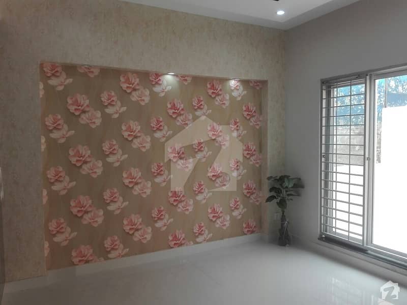 1 Kanal Spacious Lower Portion Available In Model Town For Rent