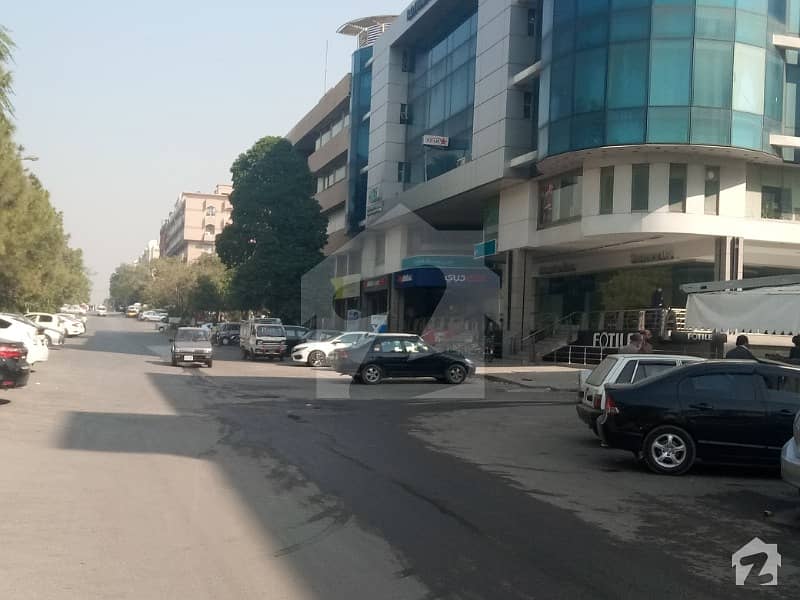 1368  Square Feet Shop In Jinnah Avenue For Rent