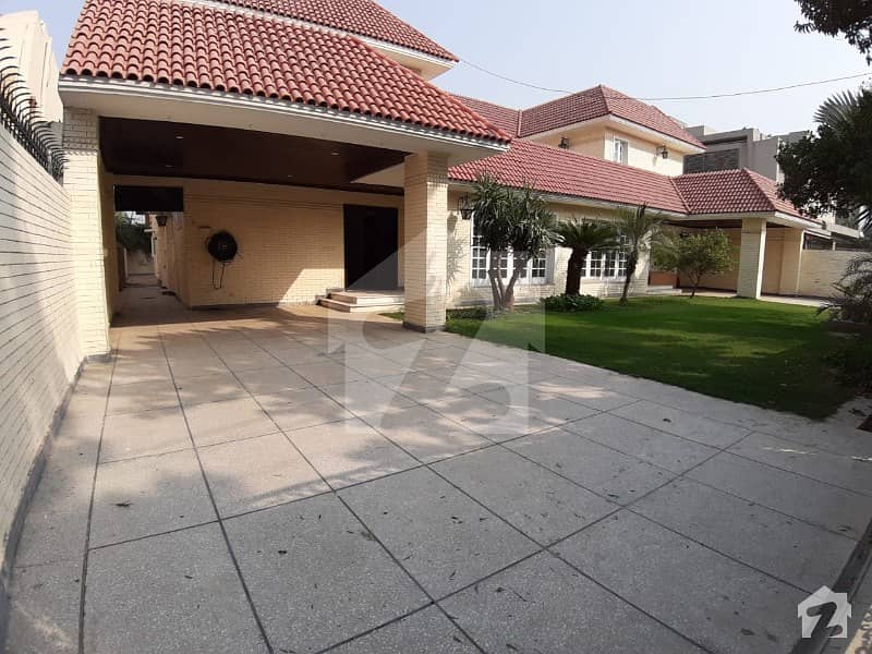 2 Kanal Full House Is Available For Rent In DHA Phase 3