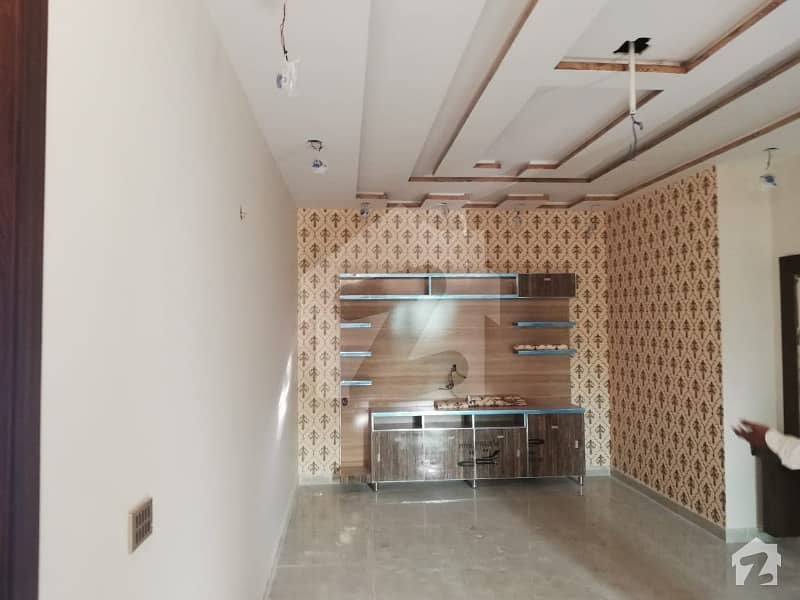 پاک عرب ہاؤسنگ سوسائٹی لاہور میں 5 کمروں کا 10 مرلہ مکان 1.95 کروڑ میں برائے فروخت۔