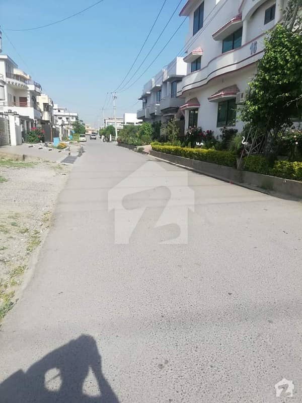 7 Marla Man Road Plot For Sale Executive Block Cbr Town Phase 1
