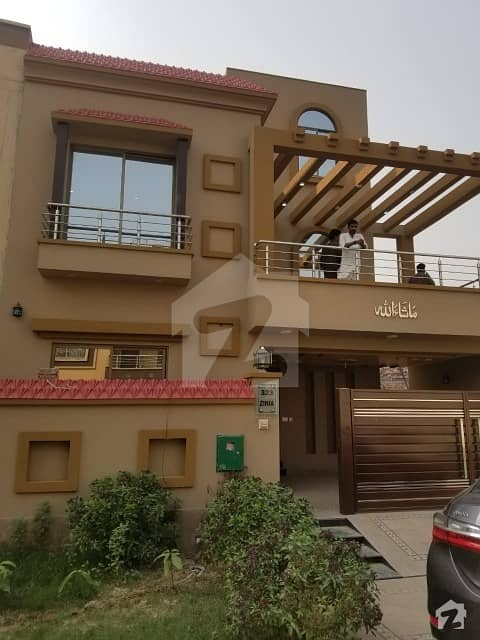 Bahria Nasheman House Sized 1800  Square Feet