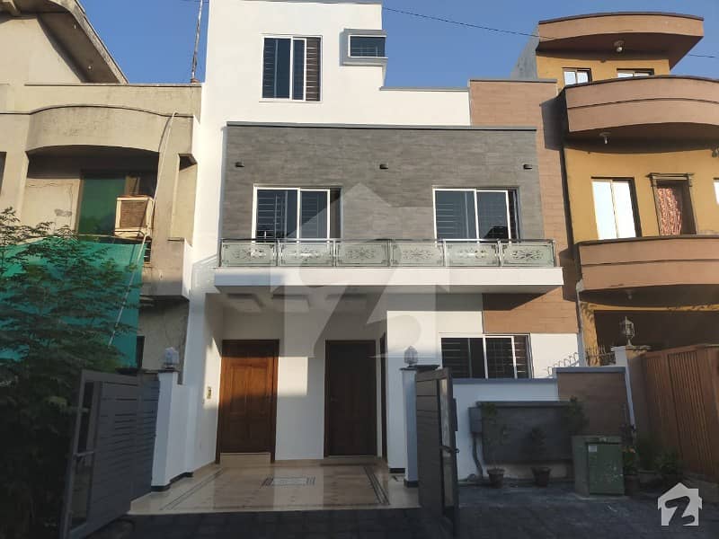 1000  Square Feet House Is Available For Sale In G-13
