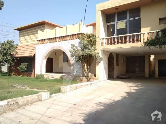 6300  Square Feet House In Defence Officer Colony