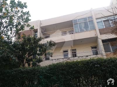 Askari 2 First Floor Flat Available For Sale