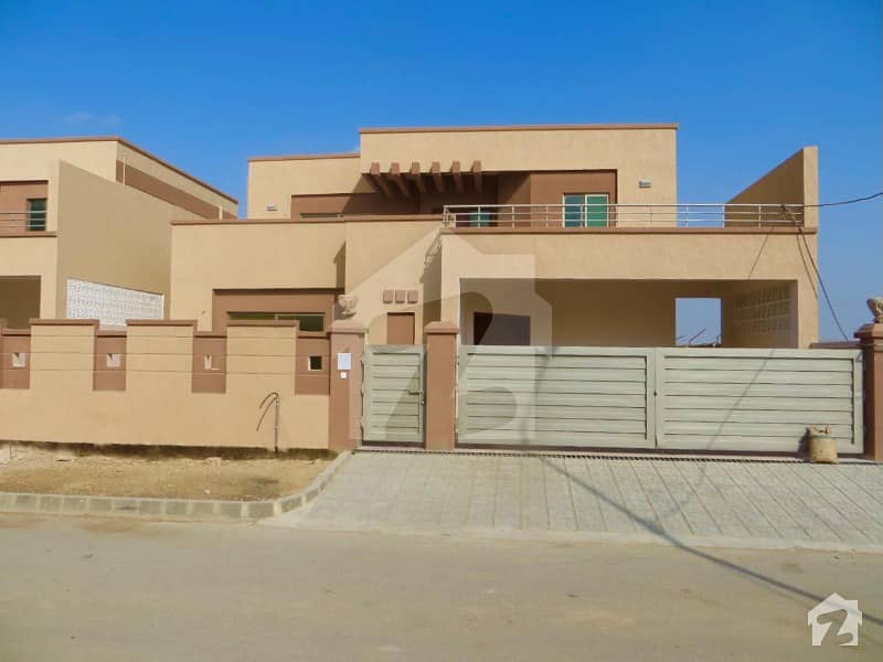 4500 Square Feet House Situated In GulistaneJauhar For Sale