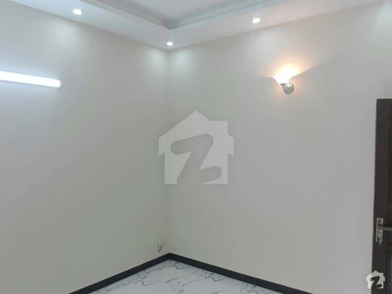 Perfect 8 Marla House In D-12 For Sale