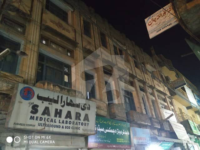 دبگاری گارڈن پشاور میں 14 مرلہ عمارت 15 کروڑ میں برائے فروخت۔