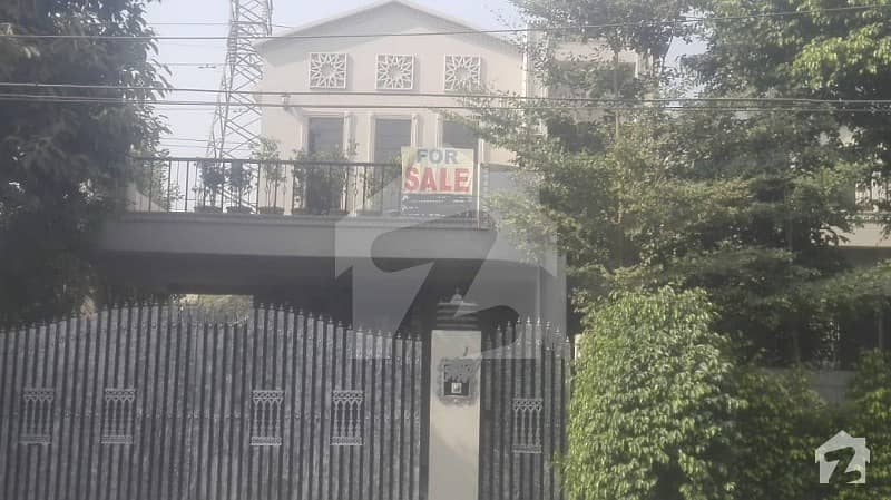 1 Kanal Old House For Sale In X Block  Dha Phase 3 Lahore