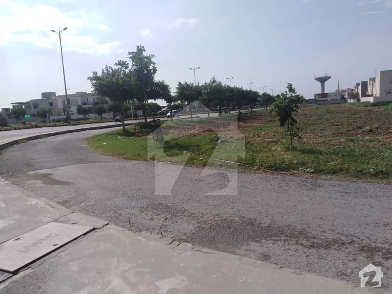 1 Kanal Corner Plot Is Available For Sale In Dha Phase 8 Block T