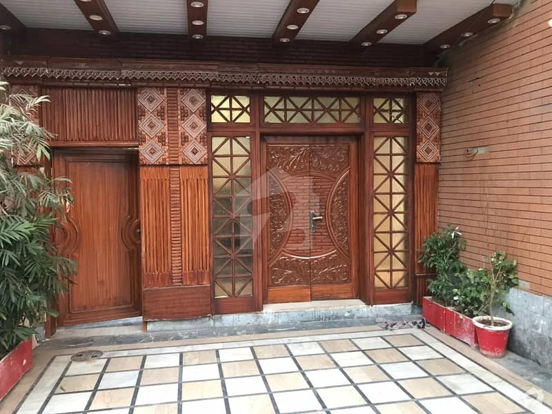 Perfect 10 Marla House In Gulshan-e-Ravi For Sale