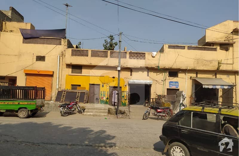 لال کُرتی راولپنڈی میں 1 کنال عمارت 6.5 کروڑ میں برائے فروخت۔