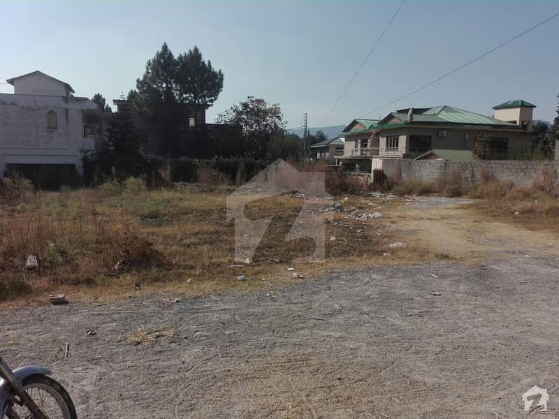 Residential Plot For Sale Situated In Habibullah Colony