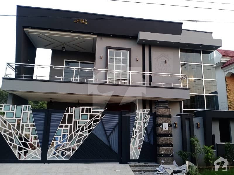 1 Kanal Brand New House For Sale