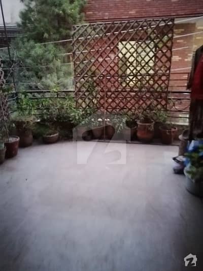 اقبال پارک کینٹ کینٹ لاہور میں 4 کمروں کا 5 مرلہ مکان 1.05 کروڑ میں برائے فروخت۔ اقبال پارک کینٹ کینٹ لاہور میں 4 کمروں کا 5 مرلہ مکان 1.05 کروڑ میں برائے فروخت۔