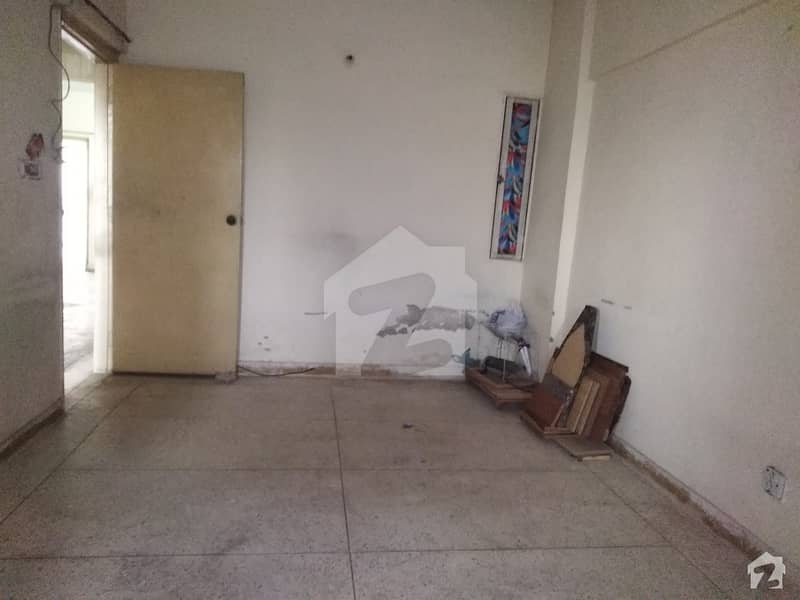 1200 Square Feet Spacious Flat Available In Gulshan-e-Iqbal Town For Rent