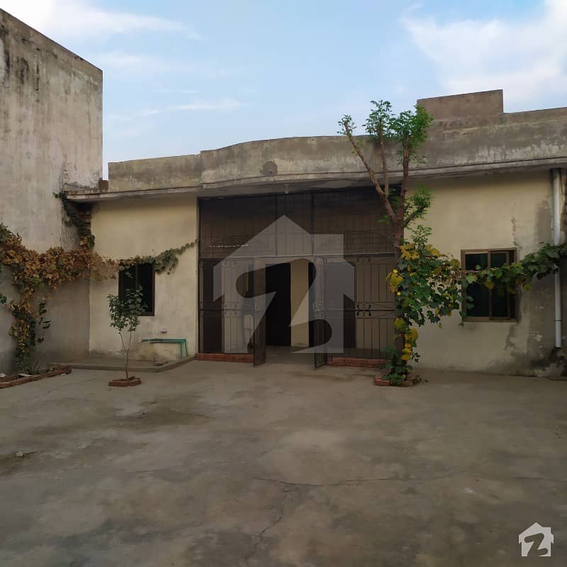 پروفیسر کالونی جہلم میں 2 کمروں کا 9 مرلہ زیریں پورشن 12 ہزار میں کرایہ پر دستیاب ہے۔