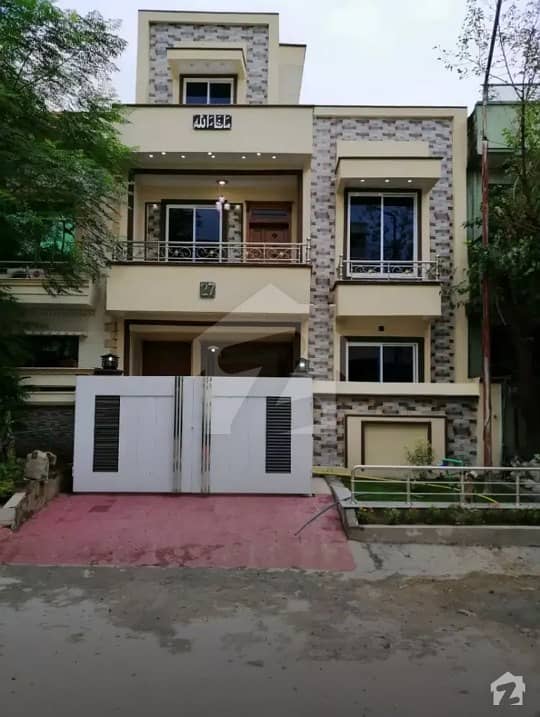 25x40 Brand New House For Sale G. 13