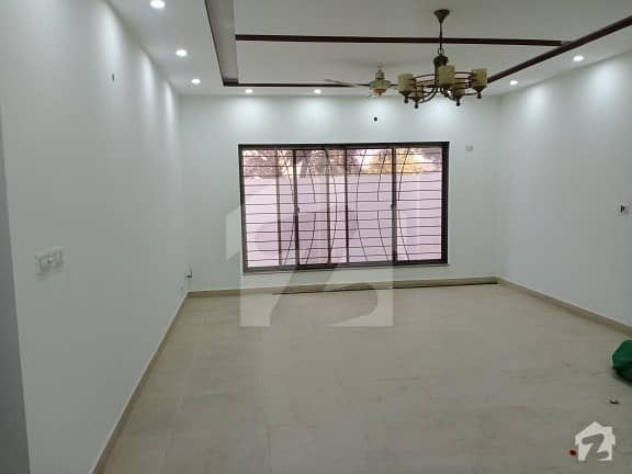 Askari 10 Sector F Corner Brigadier House Wall Sealing Five Bed Rooms Available For Sale